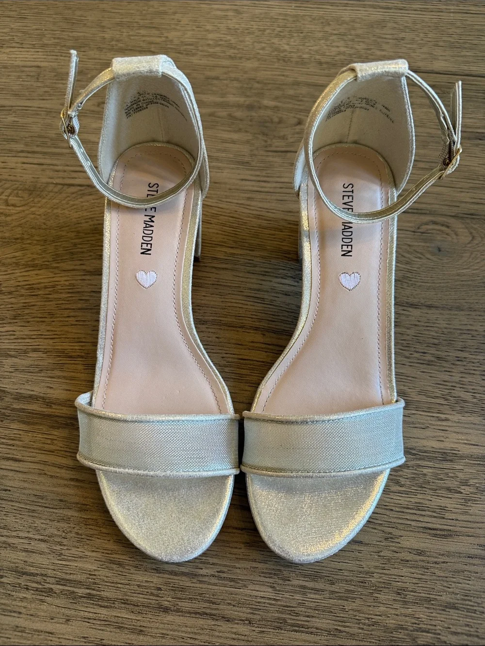 Steve Madden Open-Toe Block Heel Sandal Gold Mesh